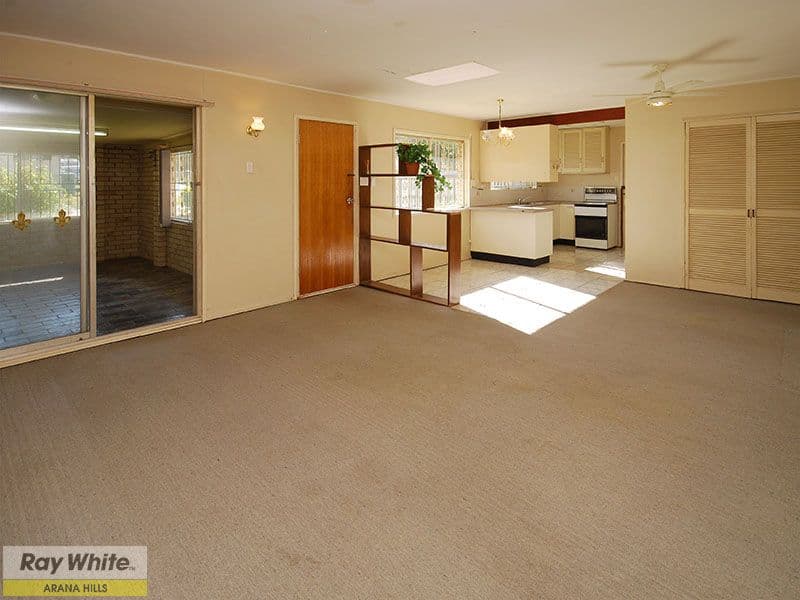 1/190 Irene Street, Mooroobool, QLD, 4870, Mooroobool - Thumbnail 2