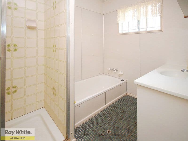 1/190 Irene Street, Mooroobool, QLD, 4870, Mooroobool - Thumbnail 4