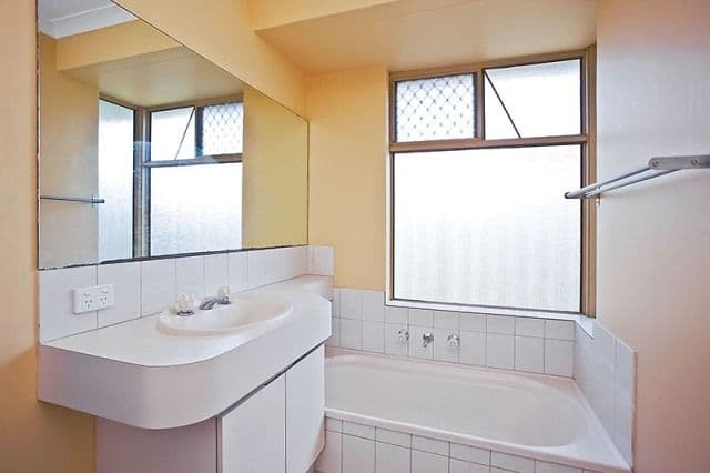 18 Mockeridge Circuit, MIDDLE SWAN WA 6056, Middle Swan - Thumbnail 4