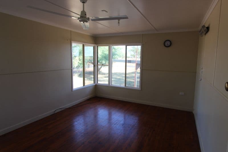 2 Newton Street, Morven QLD 4468, Morven - Thumbnail 6