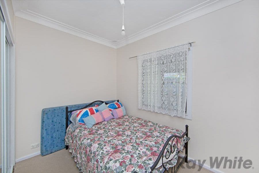 6 Morcombe Close, Gorokan NSW 2263, Gorokan - Thumbnail 4