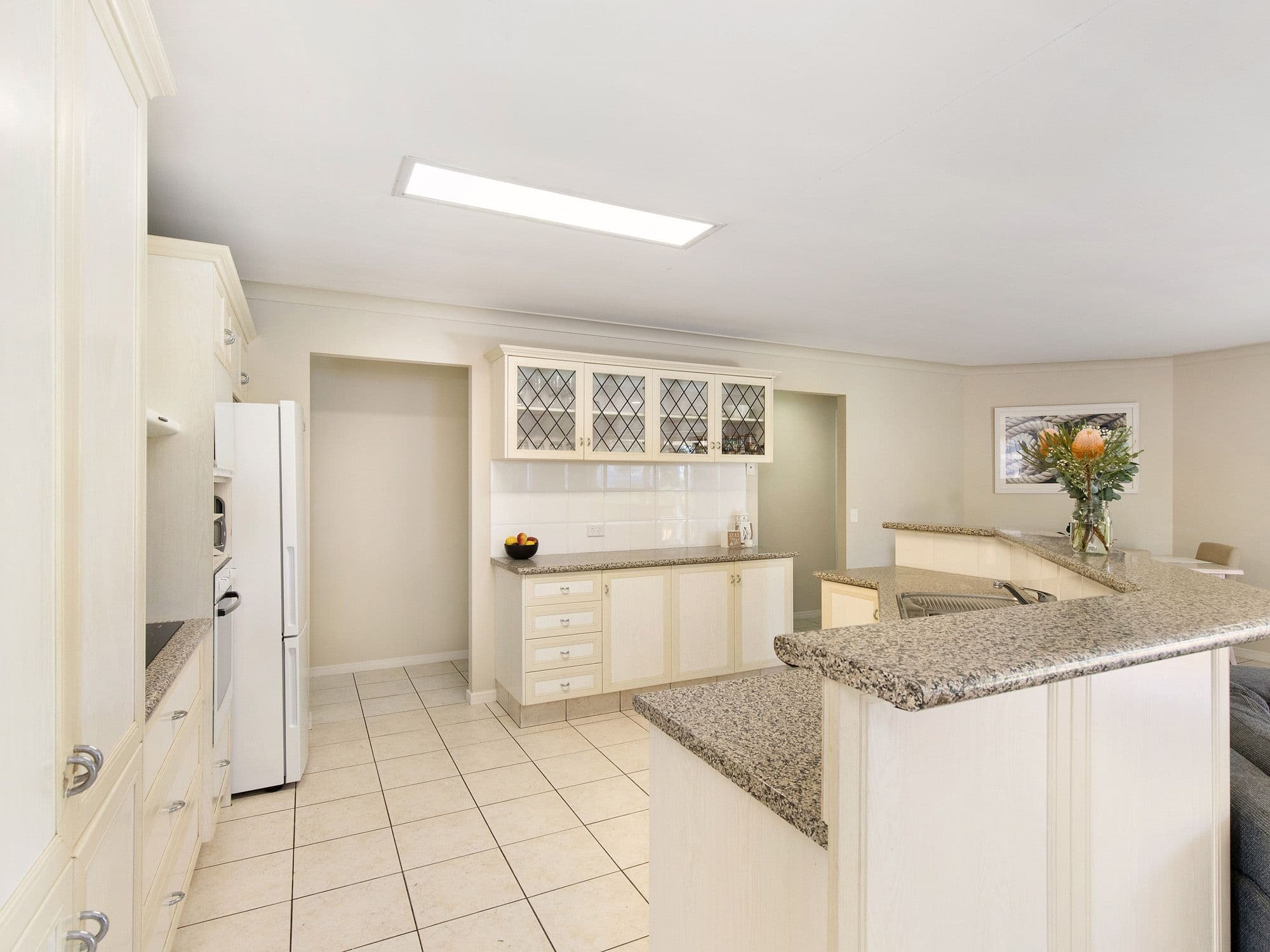 5 Suncrest Court, Parkwood QLD 4214, Parkwood - Thumbnail 4