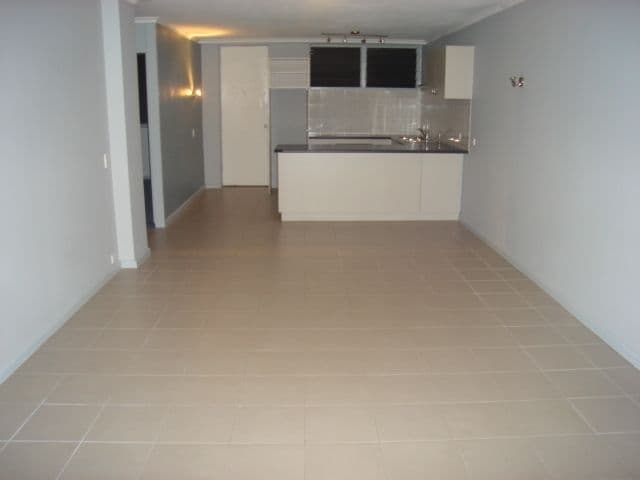 223 Cavendish Road, COORPAROO QLD 4151, Coorparoo - Thumbnail 2
