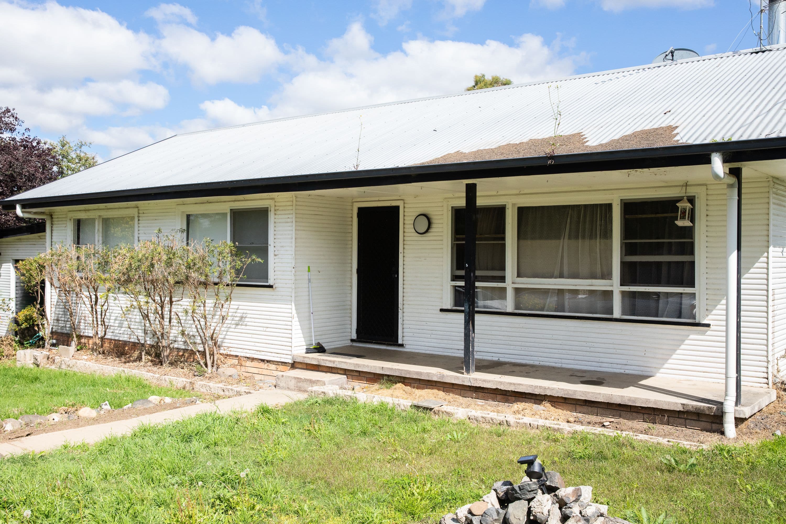 46 Simmons Street, Armidale NSW 2350, Armidale - Image 1