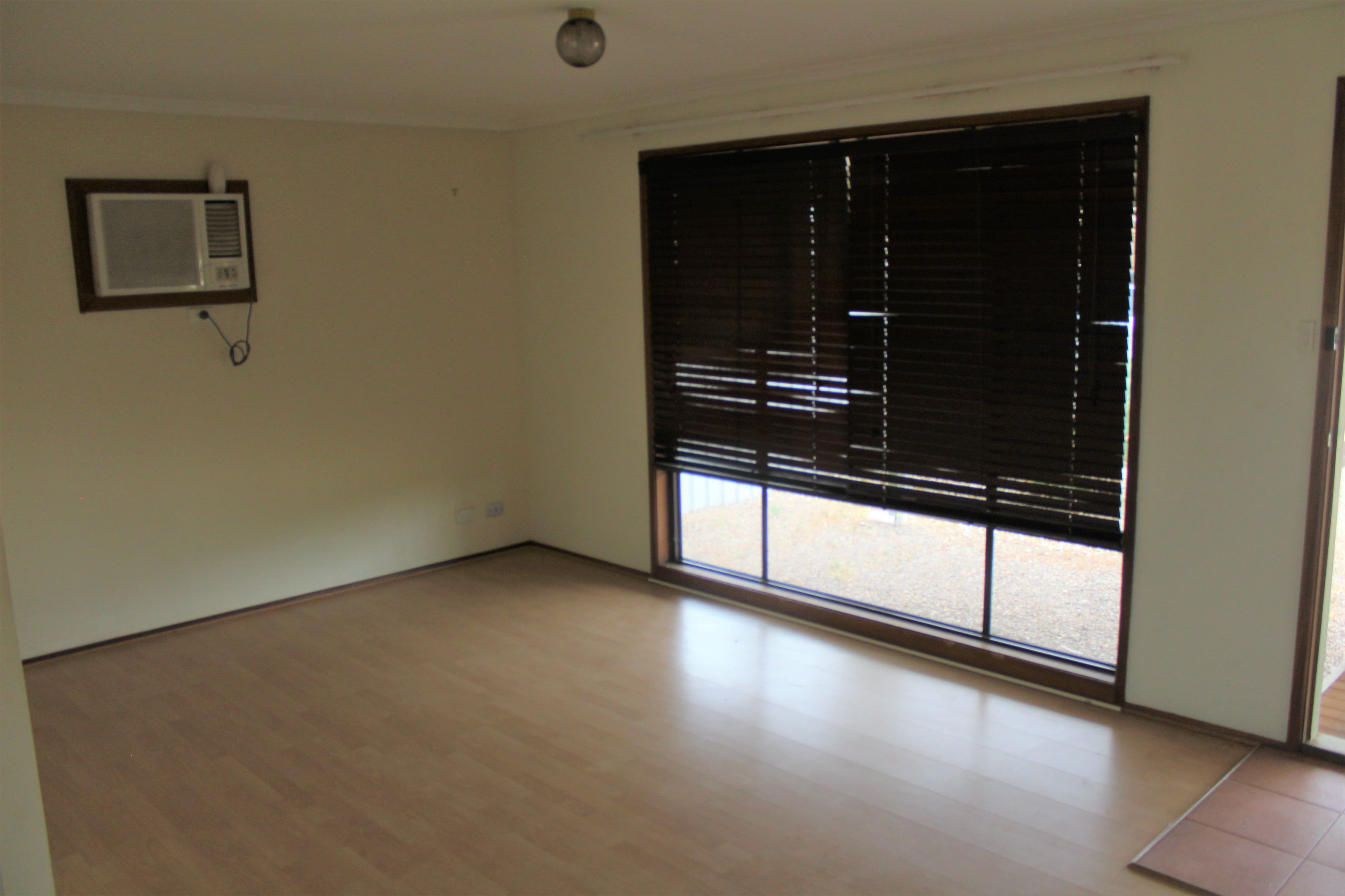 17 WARNES Street, Cowell SA 5602, Cowell - Thumbnail 2