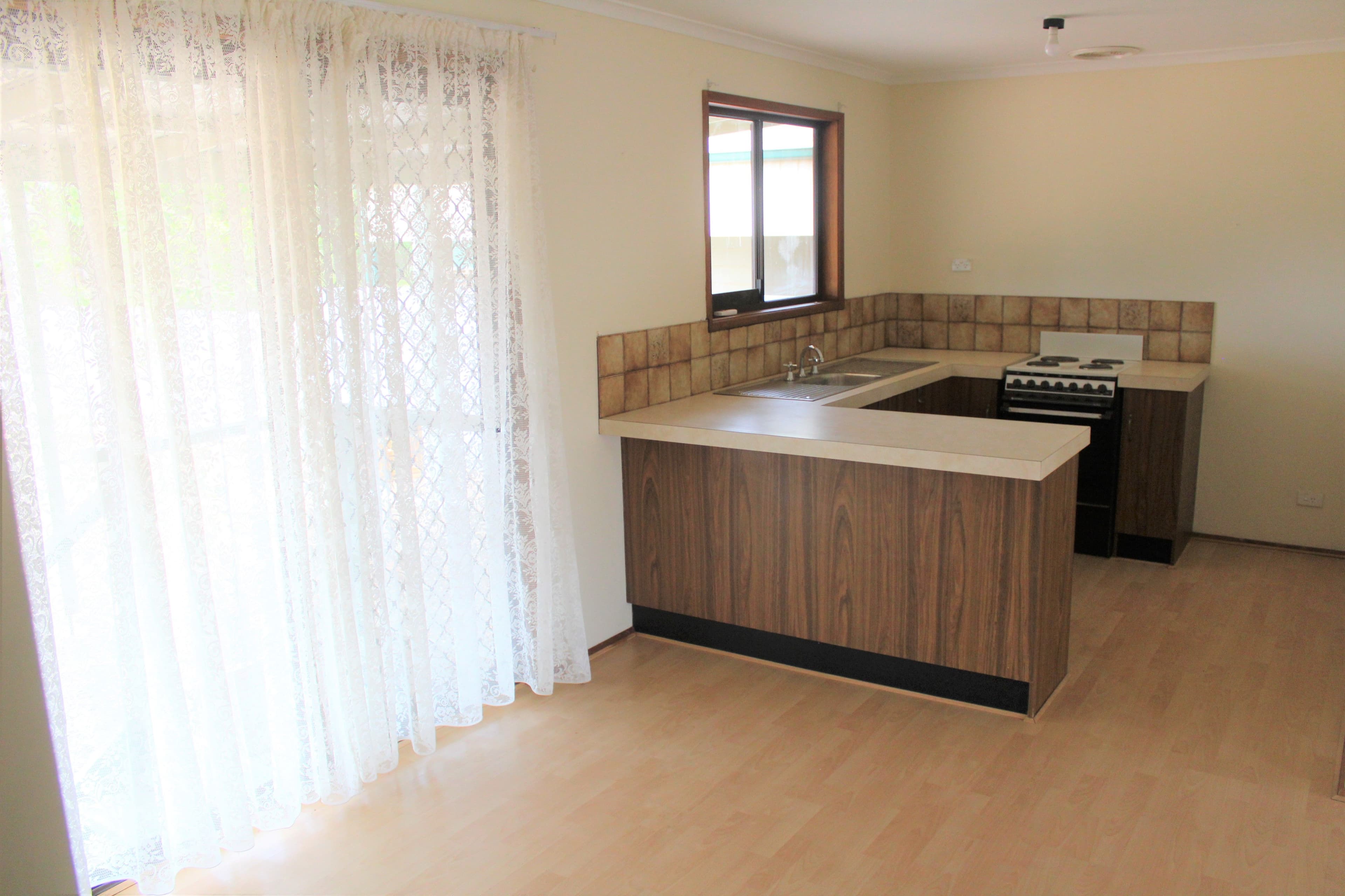 17 WARNES Street, Cowell SA 5602, Cowell - Thumbnail 3