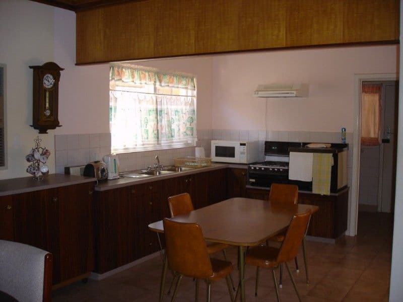 121 Brede Street, GERALDTON WA 6530, Geraldton - Thumbnail 4