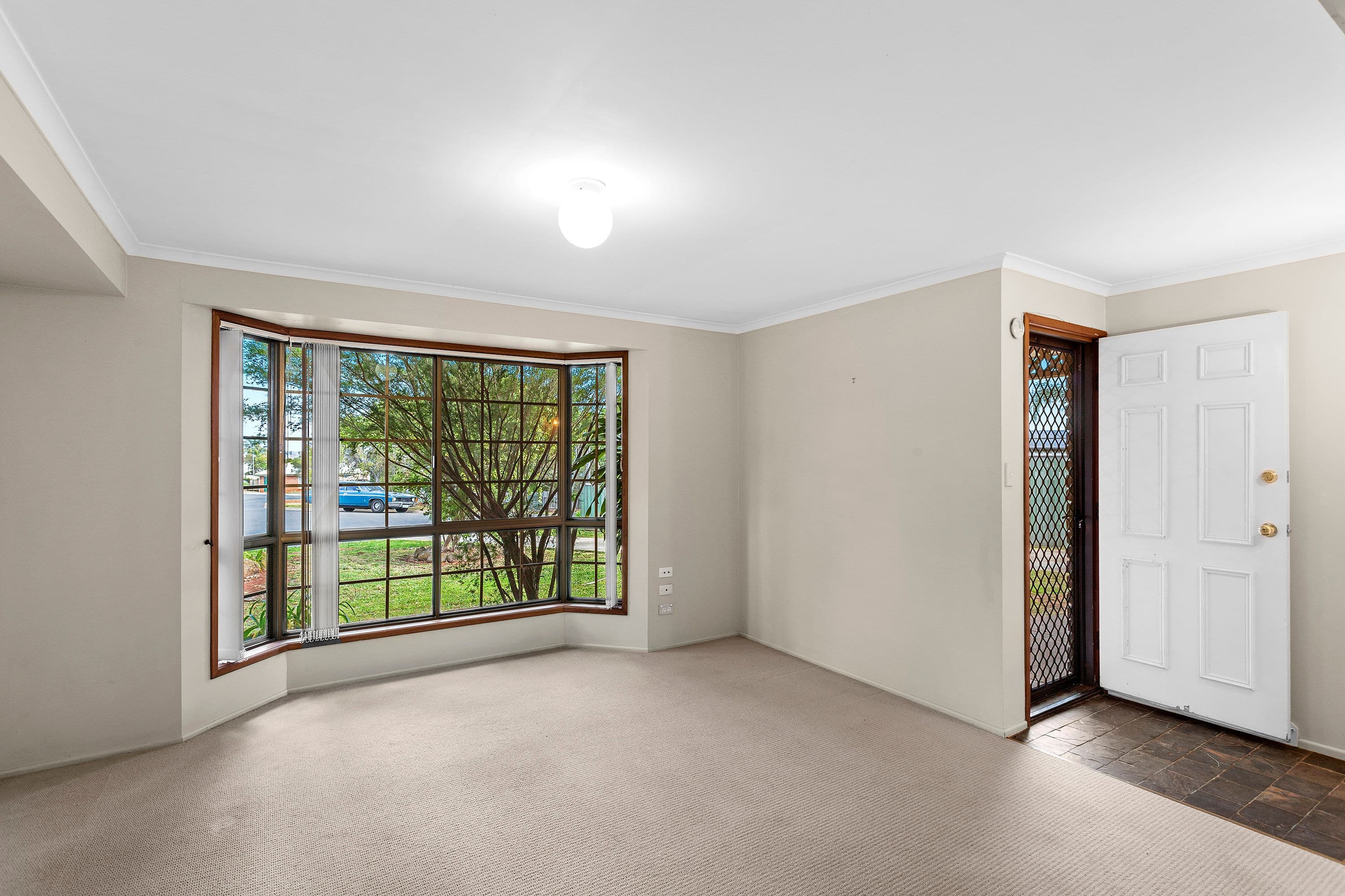 1 Wilga Court, Newtown QLD 4350, Newtown - Thumbnail 2