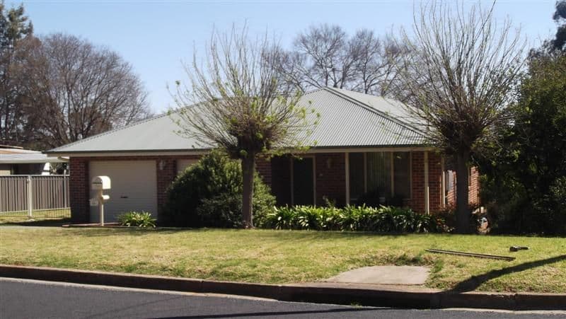 2A Newcombe Street, COWRA NSW 2794, Cowra - Image 1