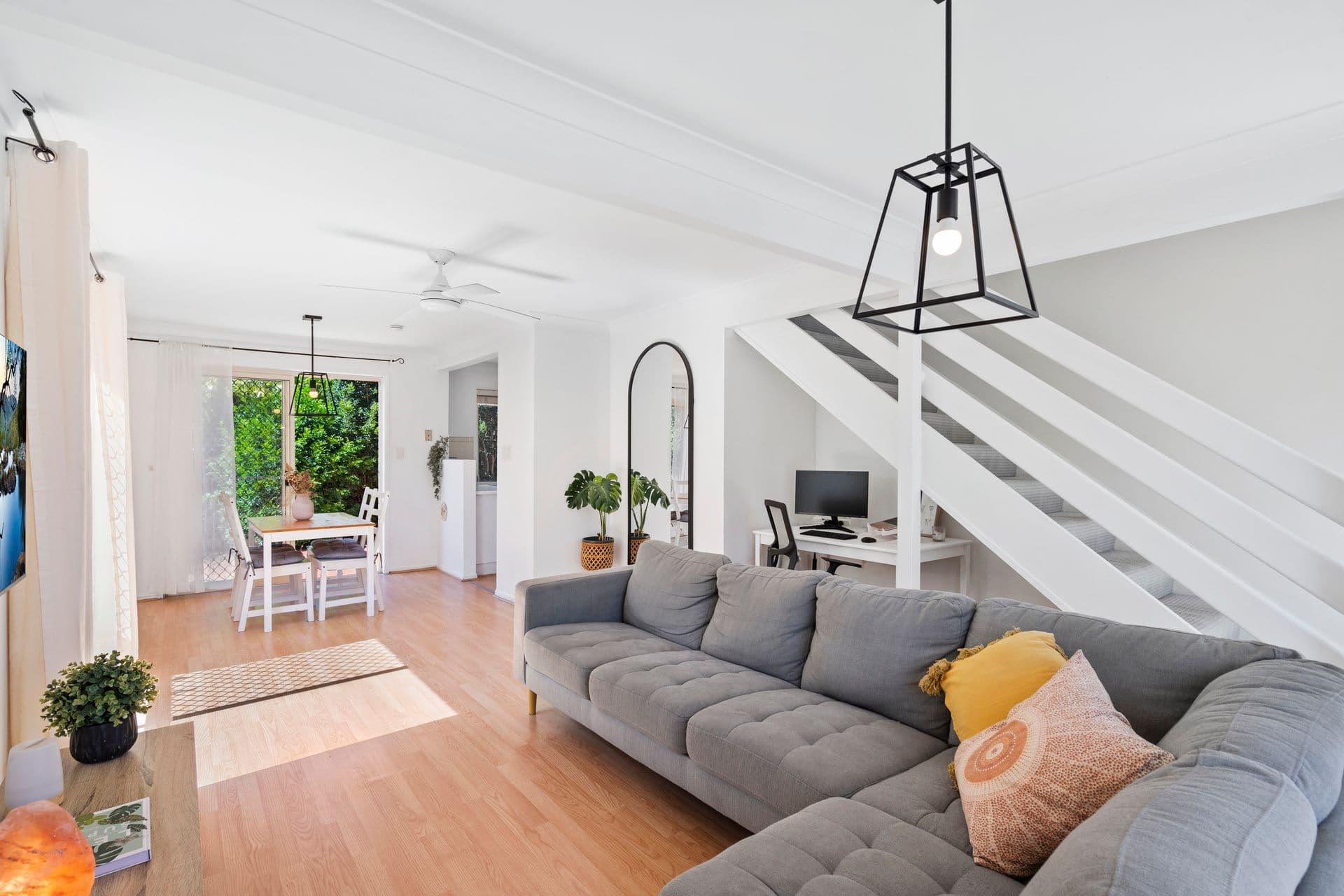 24 Hill Crescent, Carina Heights QLD 4152, Carina Heights - Thumbnail 2