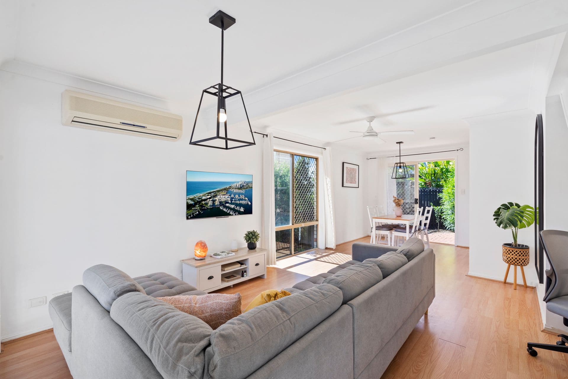 24 Hill Crescent, Carina Heights QLD 4152, Carina Heights - Thumbnail 3