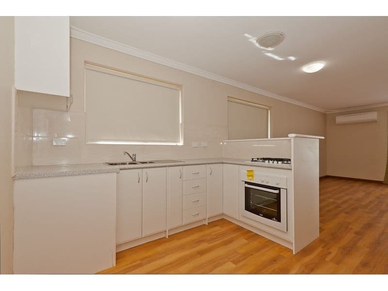 27a and 27b Temby Street, BECKENHAM WA 6107, Beckenham - Thumbnail 2