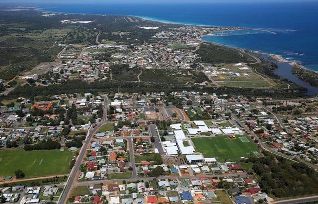 22 Clementina Road, Dongara WA 6525, Dongara - Thumbnail 3