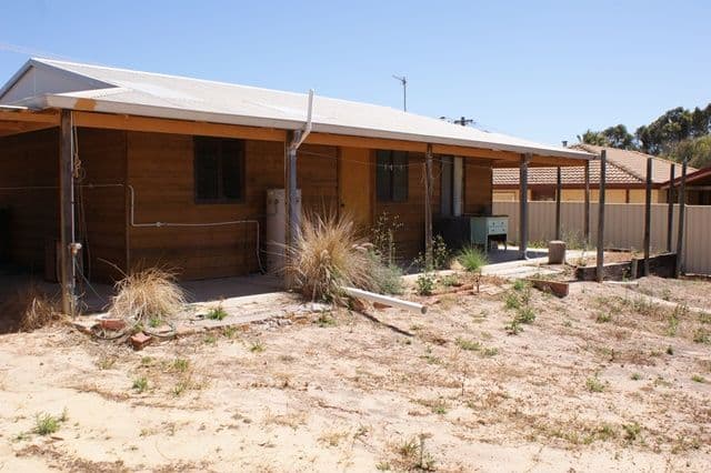 22 Clementina Road, Dongara WA 6525, Dongara - Thumbnail 8