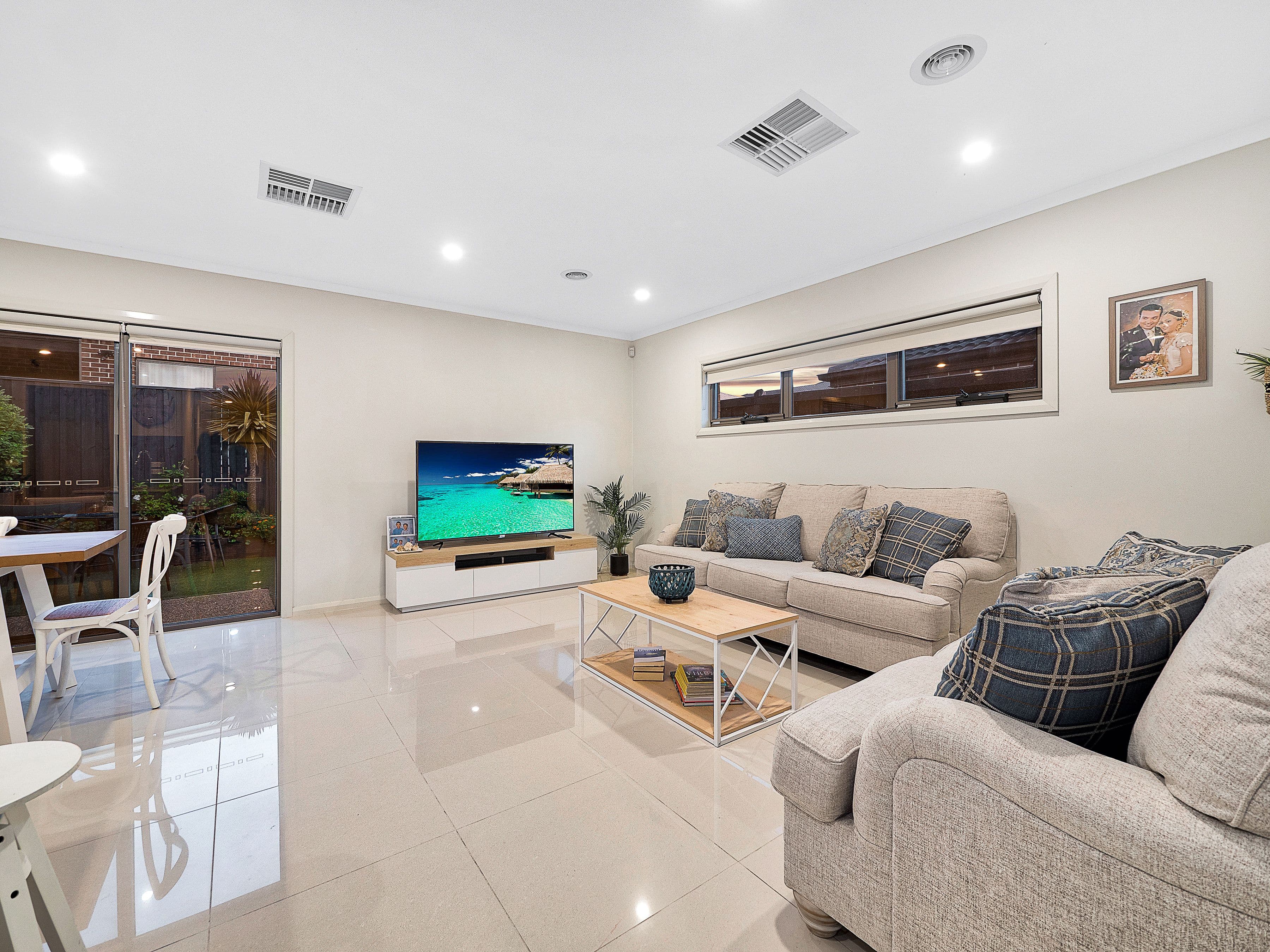 46 Elmtree Crescent, Clyde North VIC 3978, Clyde North - Thumbnail 3