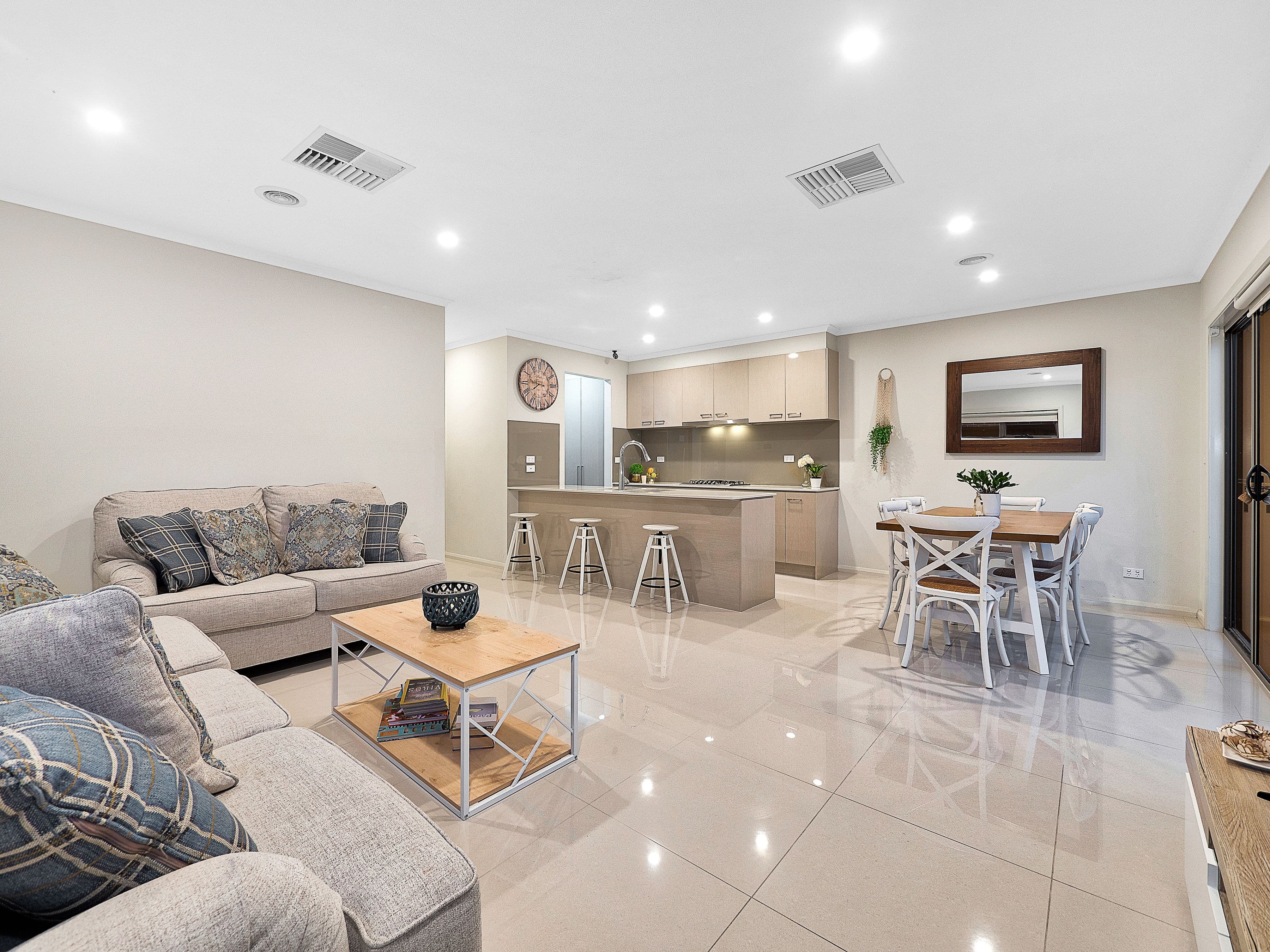46 Elmtree Crescent, Clyde North VIC 3978, Clyde North - Thumbnail 7