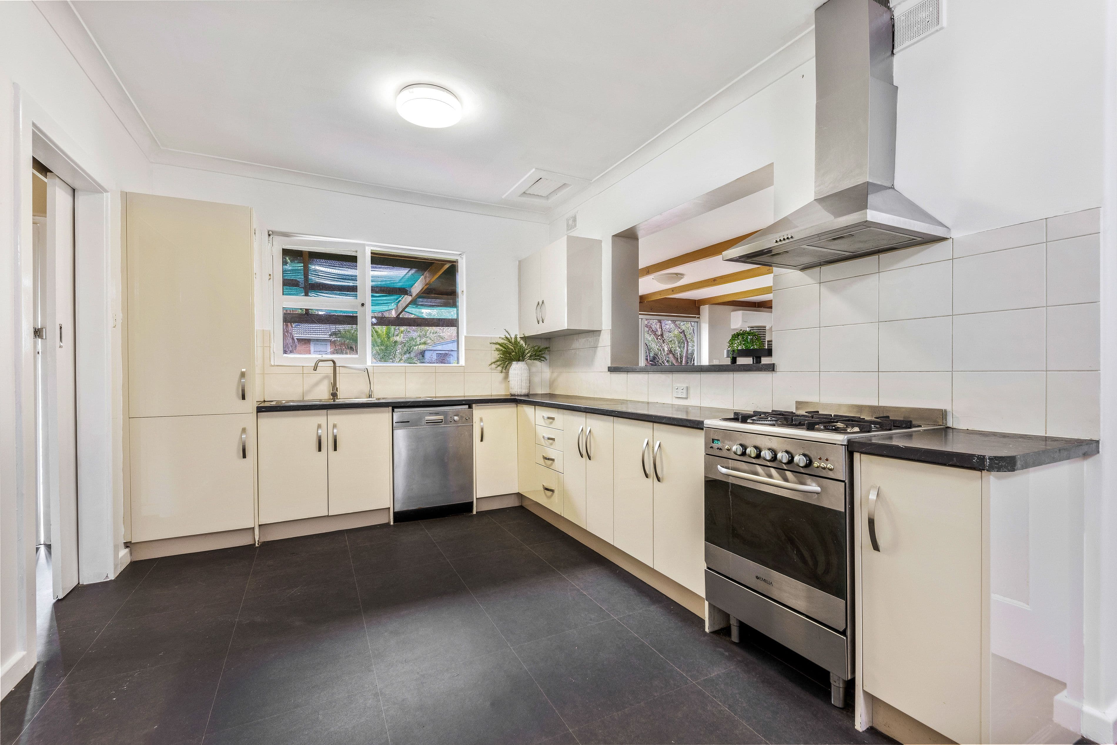 26 Milne Street, Vale Park SA 5081, Vale Park - Thumbnail 5