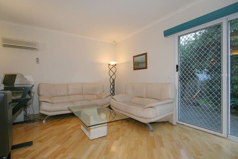 12 Elaroo Street, CHADSTONE VIC 3148, Chadstone - Thumbnail 4