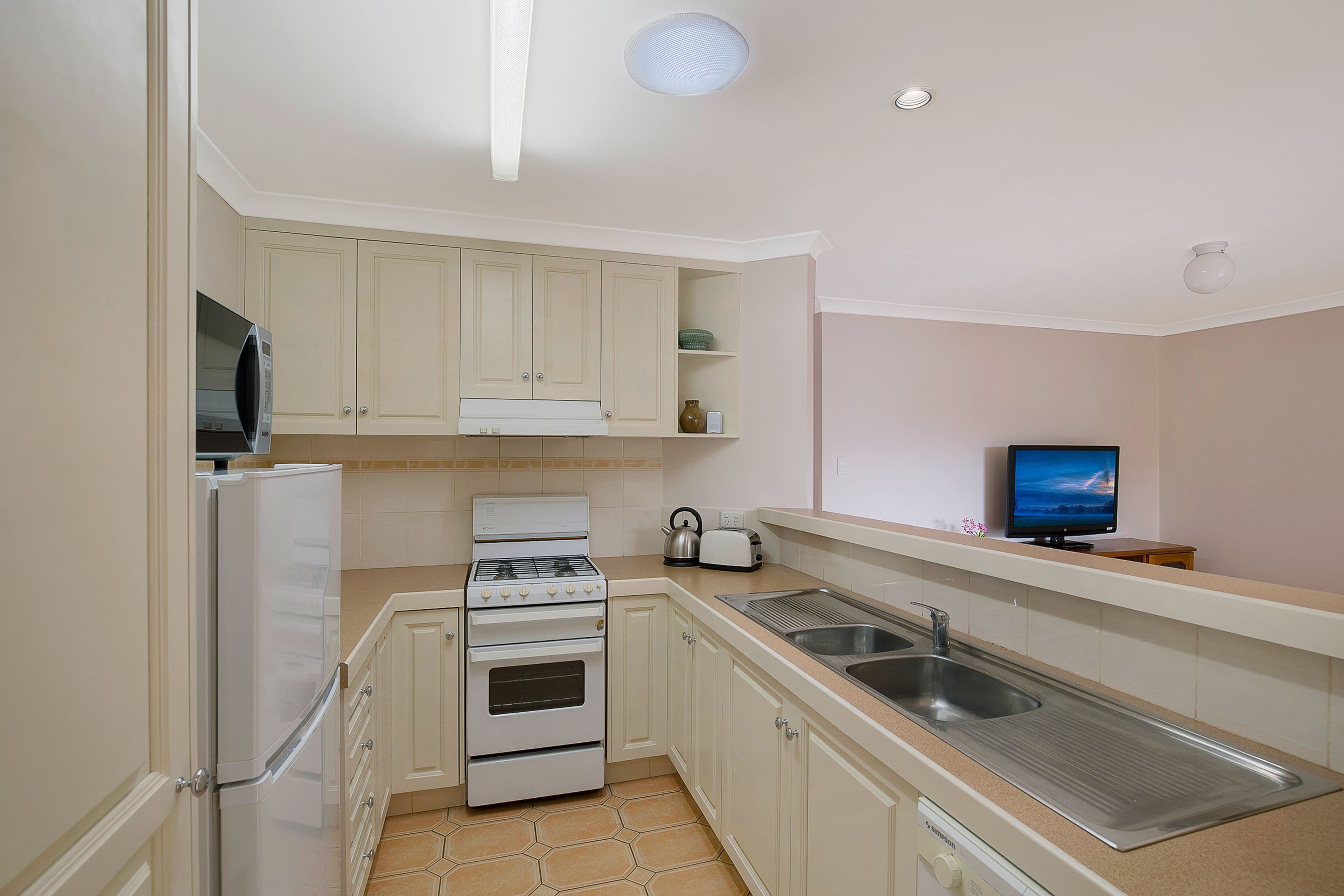 216 Geddes Street, South Toowoomba QLD 4350, South Toowoomba - Thumbnail 5