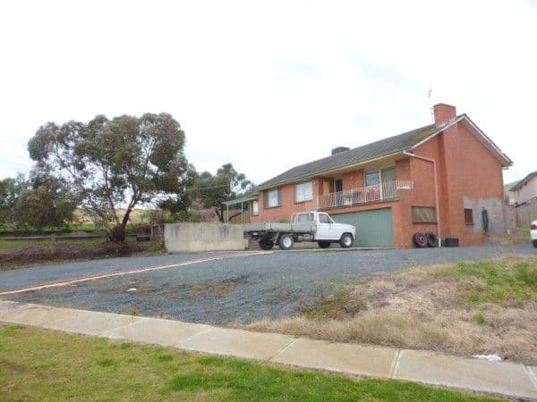 305 McCormicks Road, CARRUM DOWNS VIC 3201, Carrum Downs - Thumbnail 2