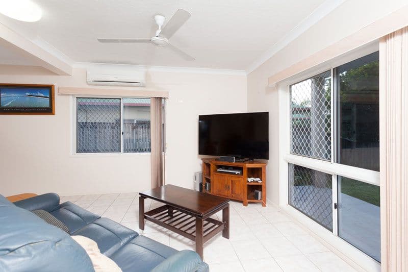 87 Moore Road, Kewarra Beach QLD 4879, Kewarra Beach - Thumbnail 6