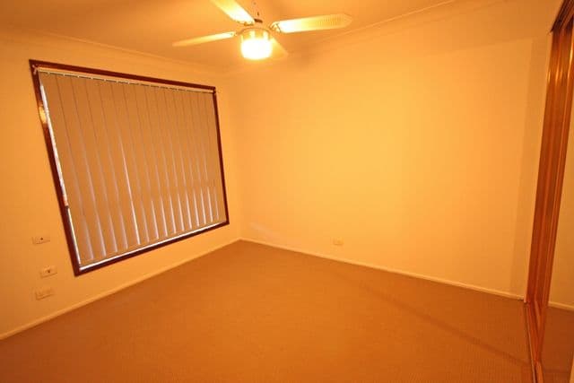 15 Naylor Place, INGLEBURN NSW 2565, Ingleburn - Thumbnail 5