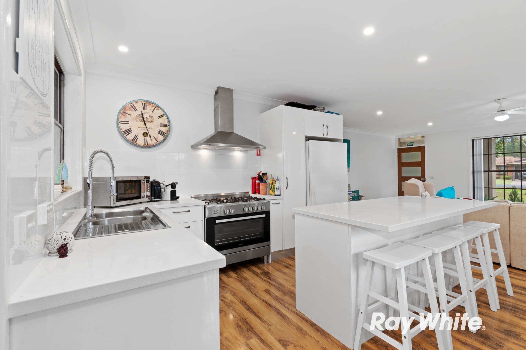 28 Elizabeth Drive, Broulee NSW 2537, Broulee - Thumbnail 2