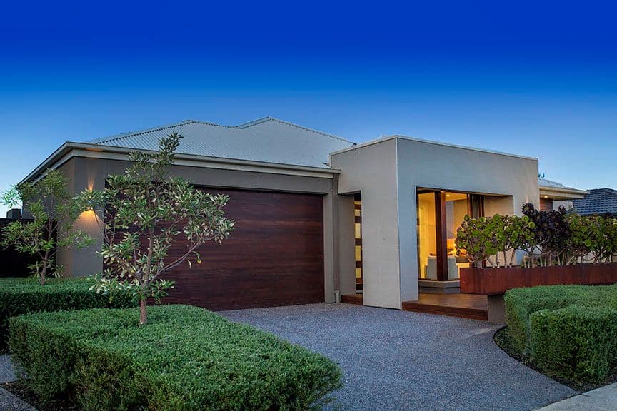 17 Winchcombe Way, Cranbourne North VIC 3977, Cranbourne North - Image 1