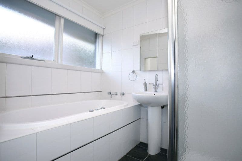 23 Scarlet Ash Drive, TEMPLESTOWE LOWER VIC 3107, Templestowe Lower - Thumbnail 4