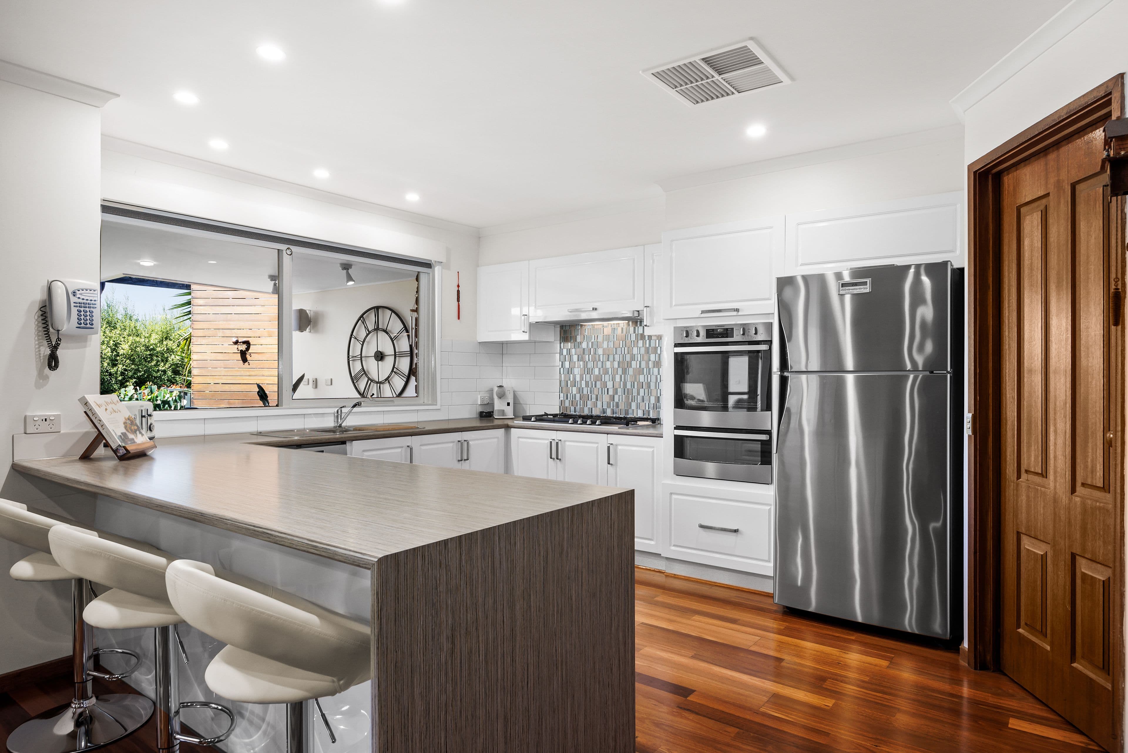 9 Dyson Drive, Sunbury VIC 3429, Sunbury - Thumbnail 6