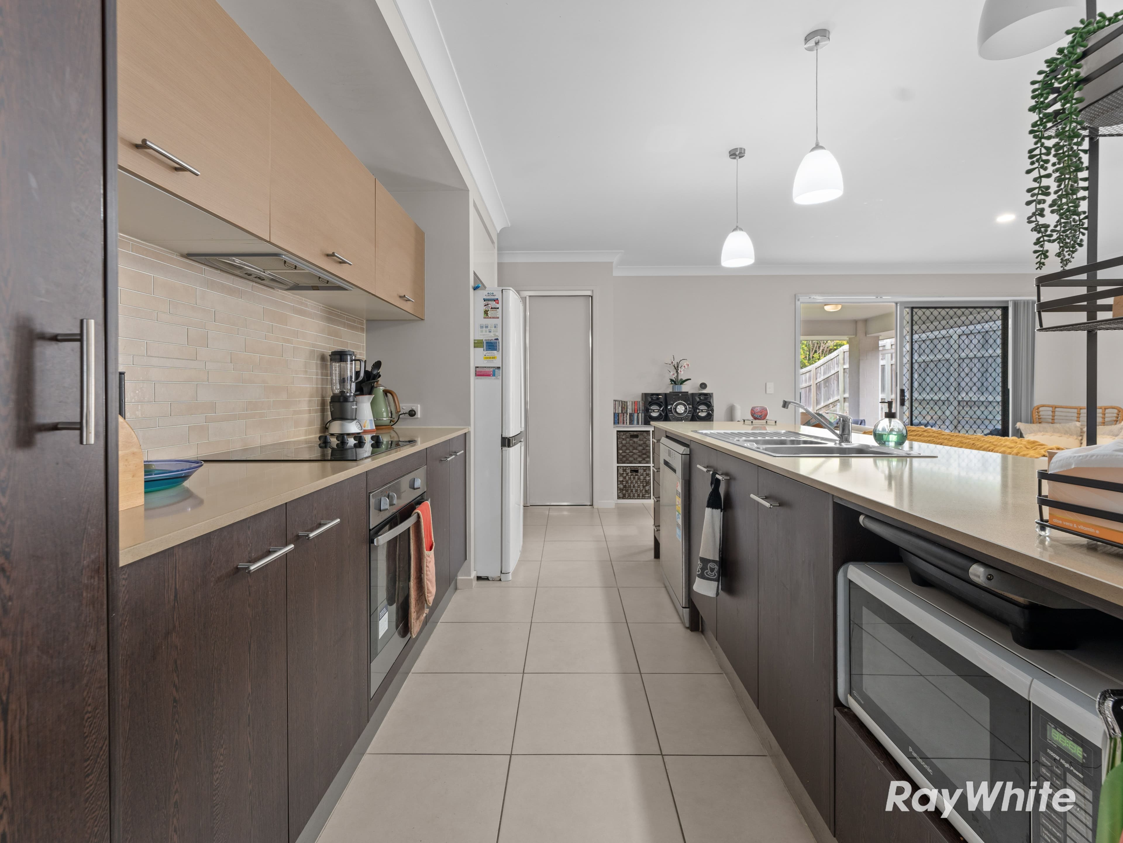 13 Azure Court, Deebing Heights QLD 4306, Deebing Heights - Thumbnail 2