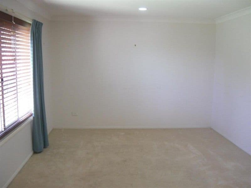 13 Patersonia Place, BIRKDALE QLD 4159, Birkdale - Thumbnail 4