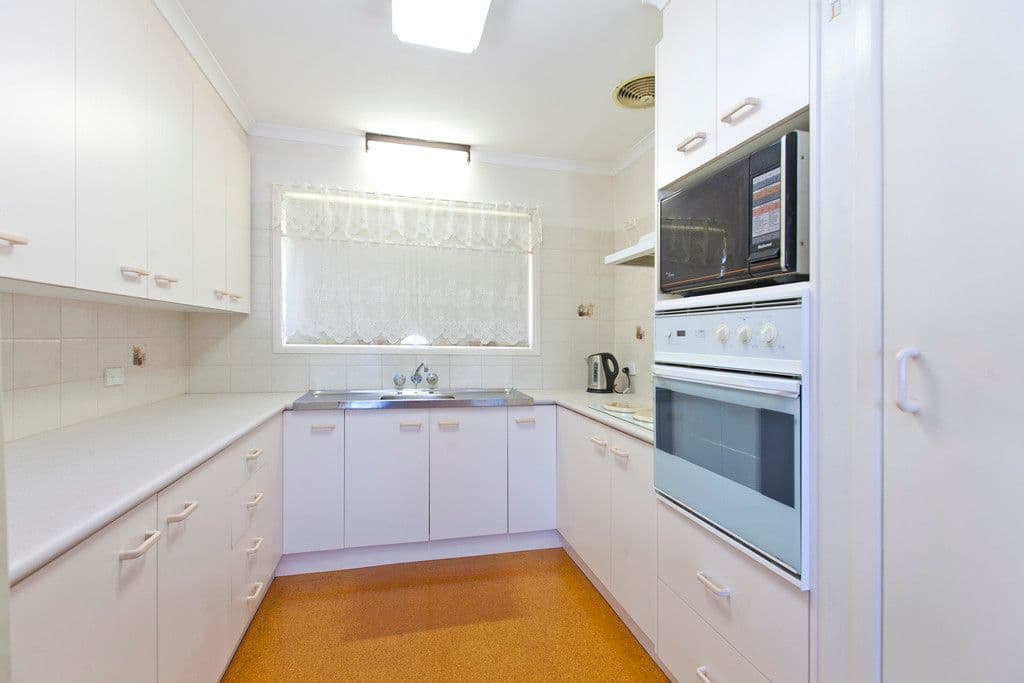 10 Kennedy Drive, CAPALABA QLD 4157, Capalaba - Thumbnail 5