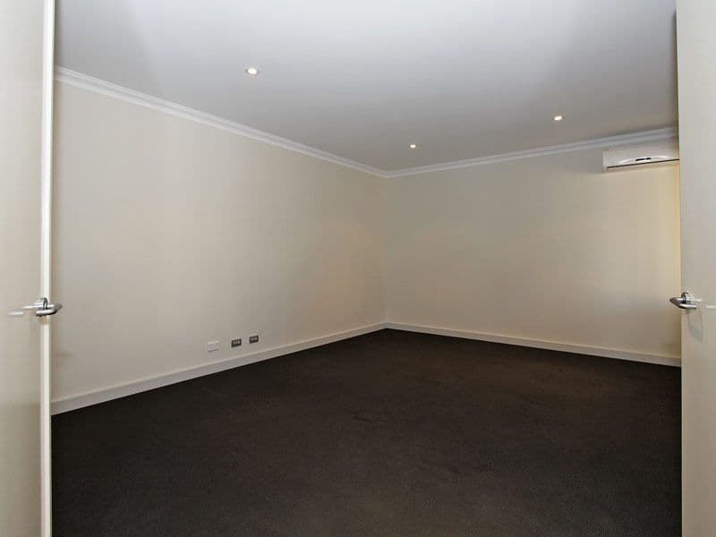 12 Bendalong Boulevard, Secret Harbour, WA, 6173, Secret Harbour - Thumbnail 4