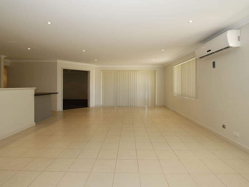 12 Bendalong Boulevard, Secret Harbour, WA, 6173, Secret Harbour - Thumbnail 7