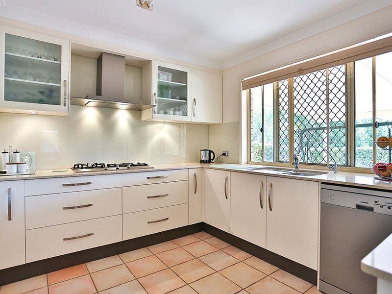 203 Bangalow Street, Bridgeman Downs QLD 4035, Bridgeman Downs - Thumbnail 3