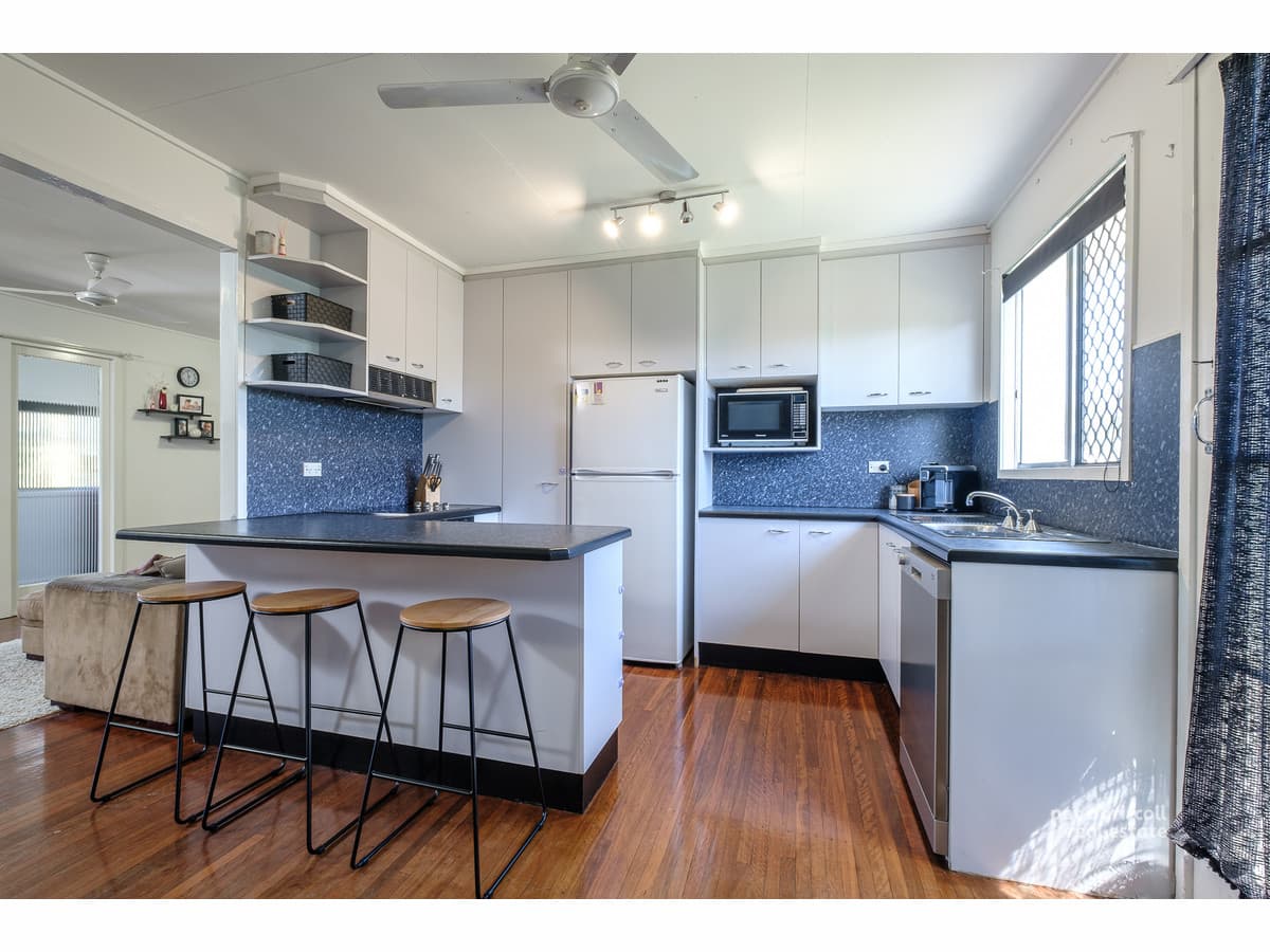 11 Snelling Street, Park Avenue QLD, Park Avenue - Thumbnail 2