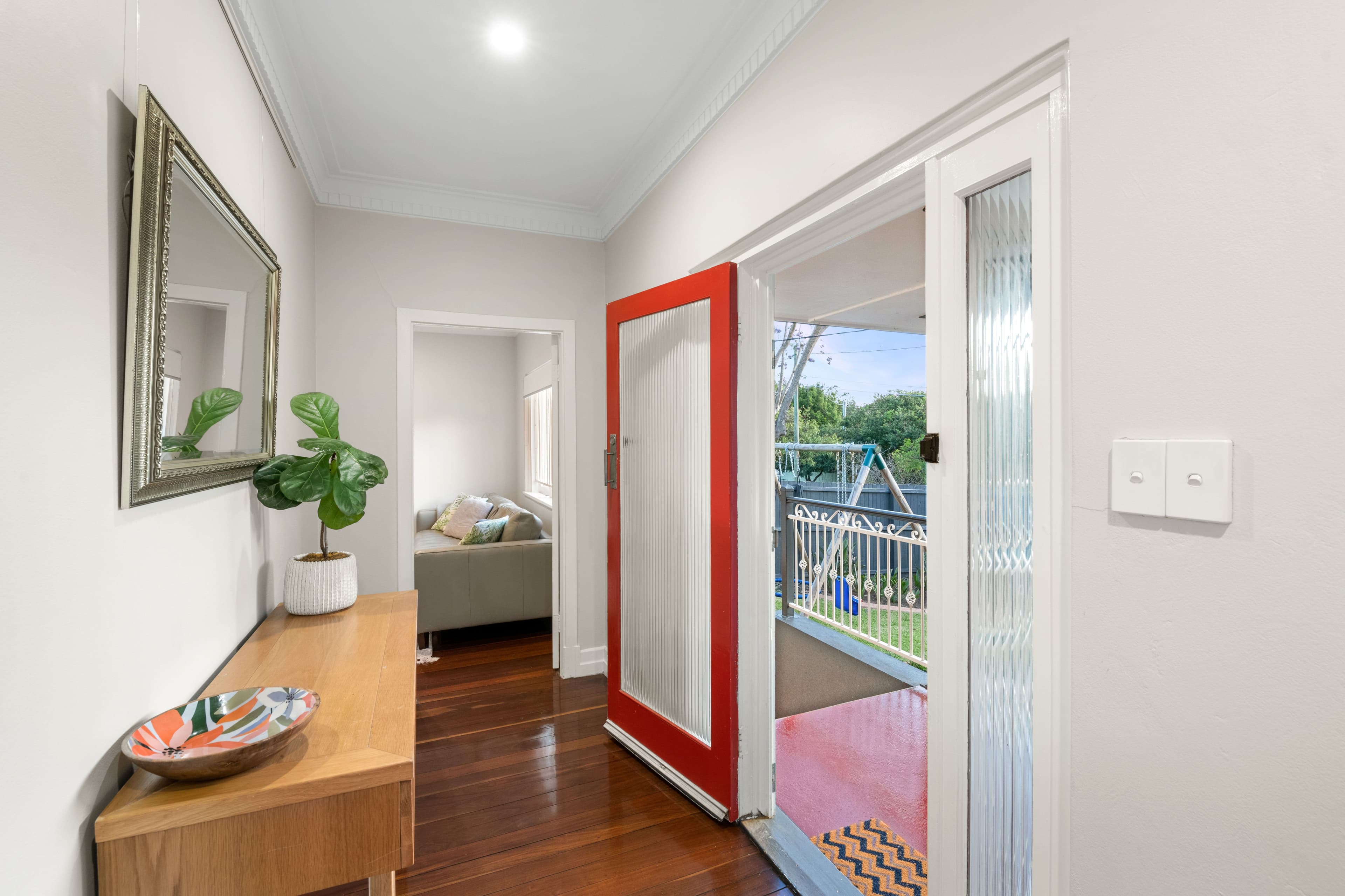 62 Albert Street, Holland Park West QLD 4121, Holland Park West - Thumbnail 2