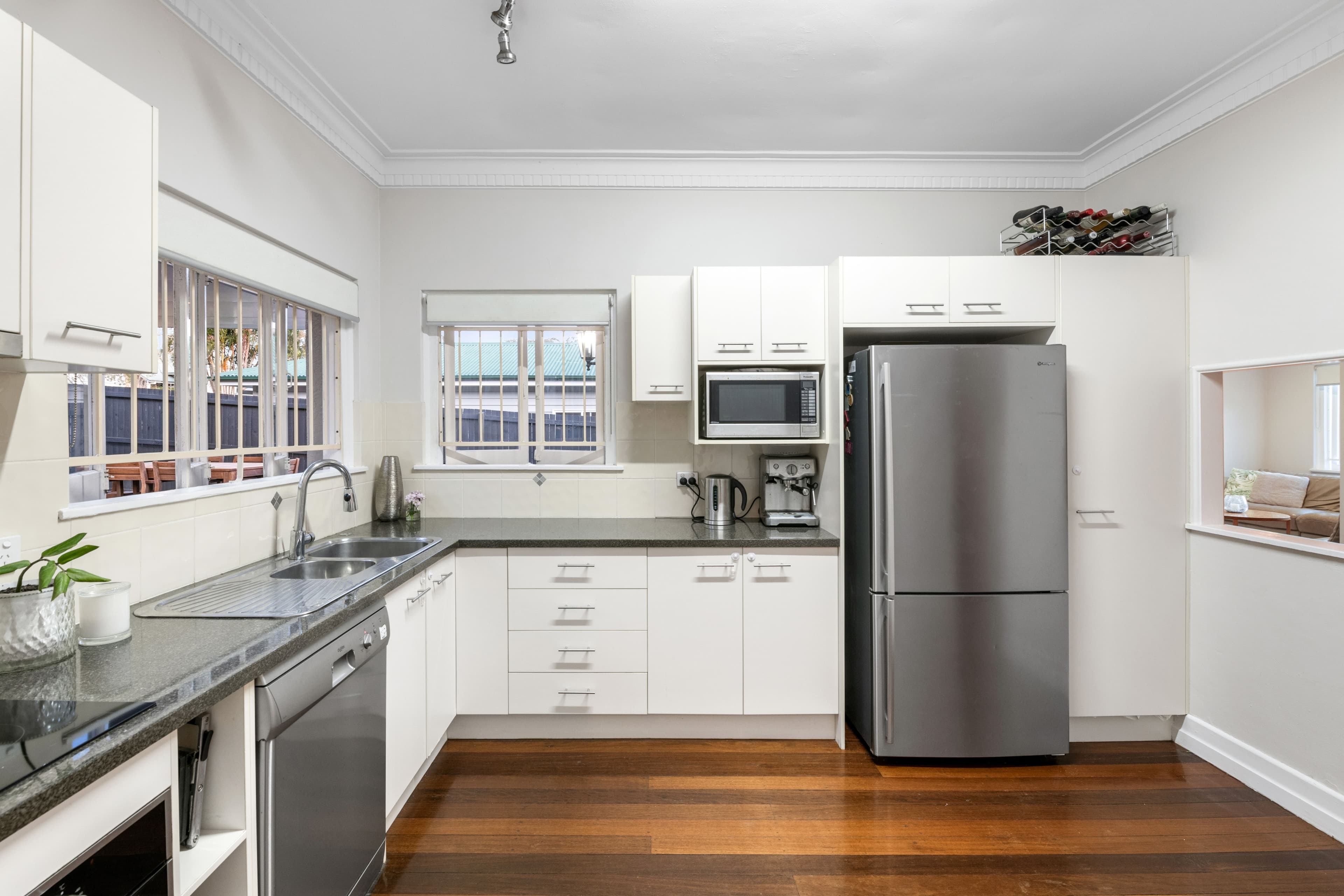 62 Albert Street, Holland Park West QLD 4121, Holland Park West - Thumbnail 7