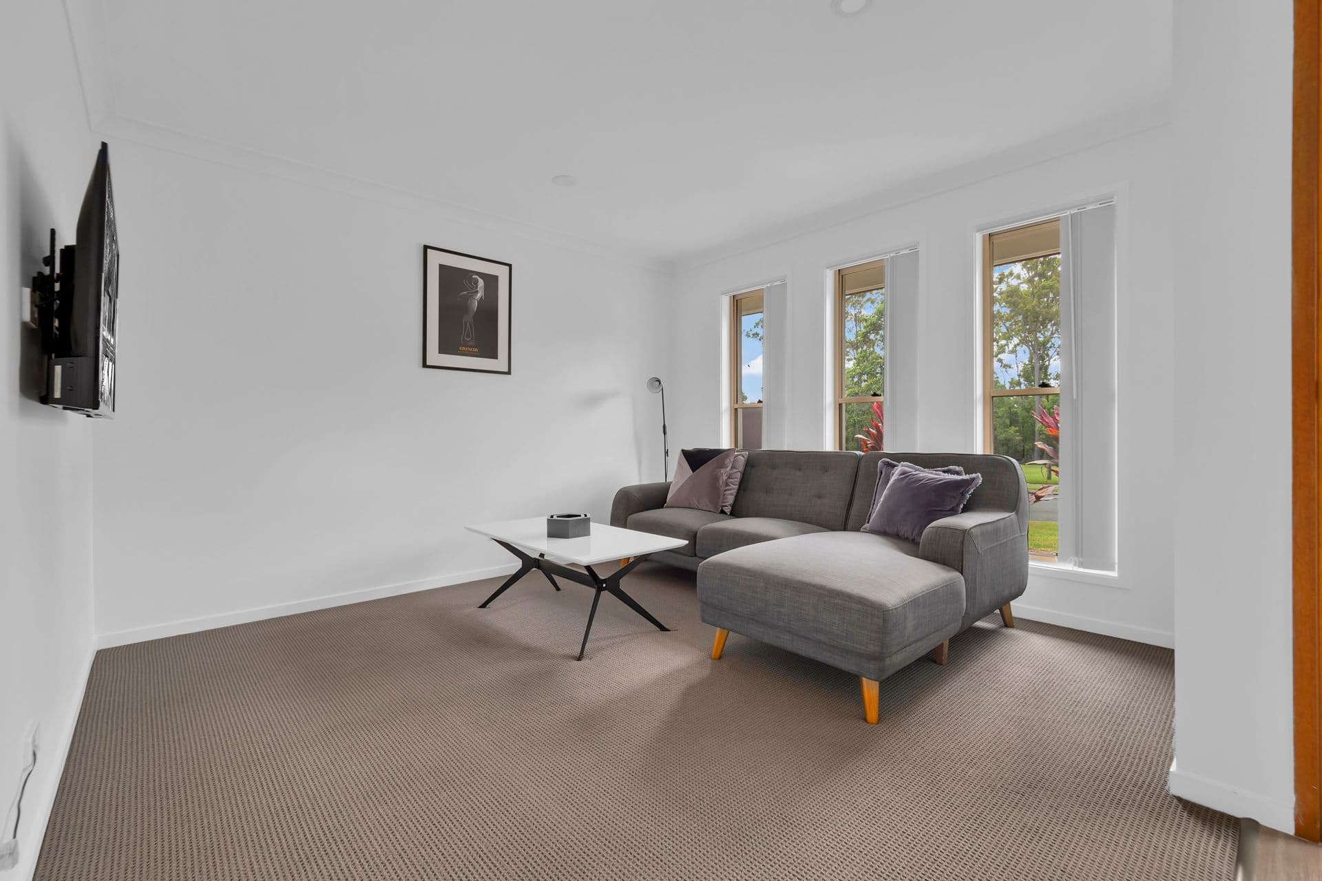 61 Yolla Street, Eagleby QLD 4207, Eagleby - Thumbnail 2
