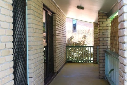 52 Booth Avenue, Tannum Sands QLD 4680, Tannum Sands - Thumbnail 4
