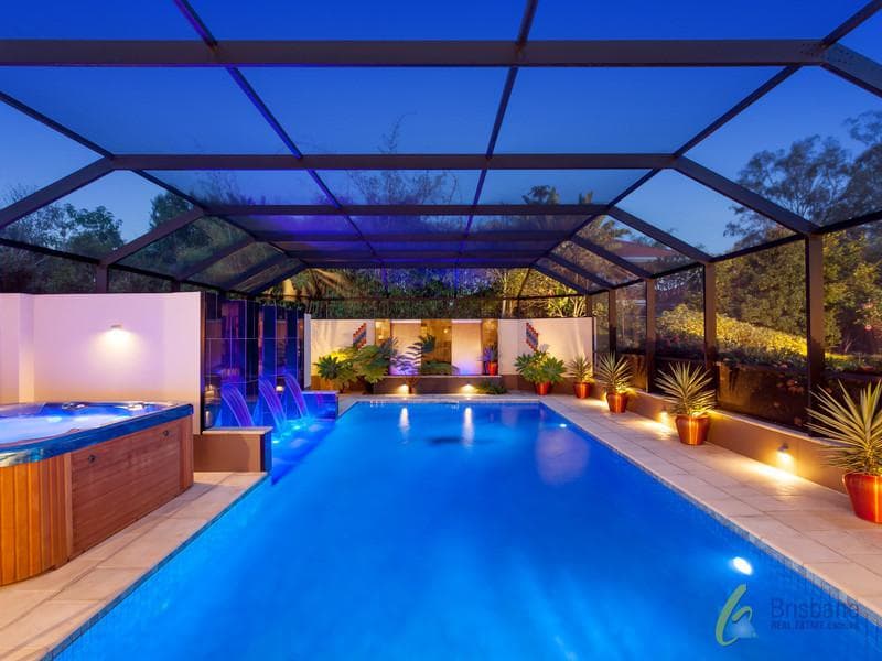 19 Sanctuary Place, Fig Tree Pocket - Image 1