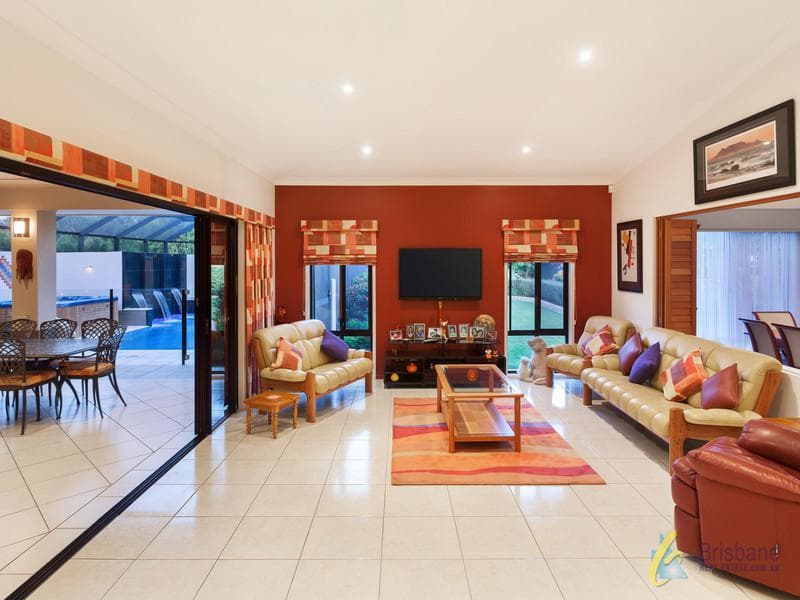 19 Sanctuary Place, Fig Tree Pocket - Thumbnail 5