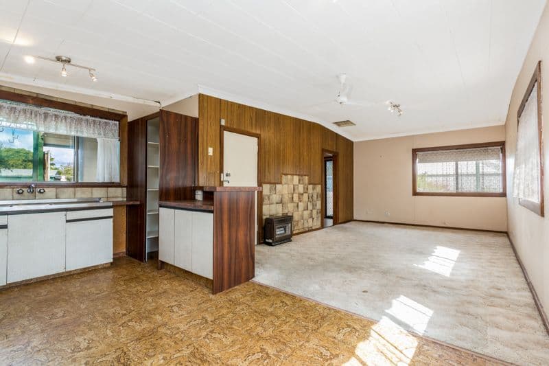 8 Chiselbury Road, Elizabeth Vale SA 5112, Elizabeth Vale - Thumbnail 4