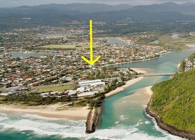 48 Tallebudgera Drive, PALM BEACH QLD 4221, Palm Beach - Thumbnail 2