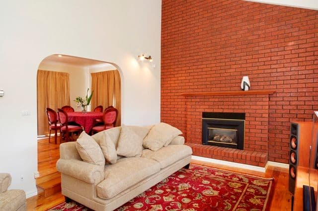9 Glendye Court, CORIO VIC 3214, Corio - Thumbnail 2