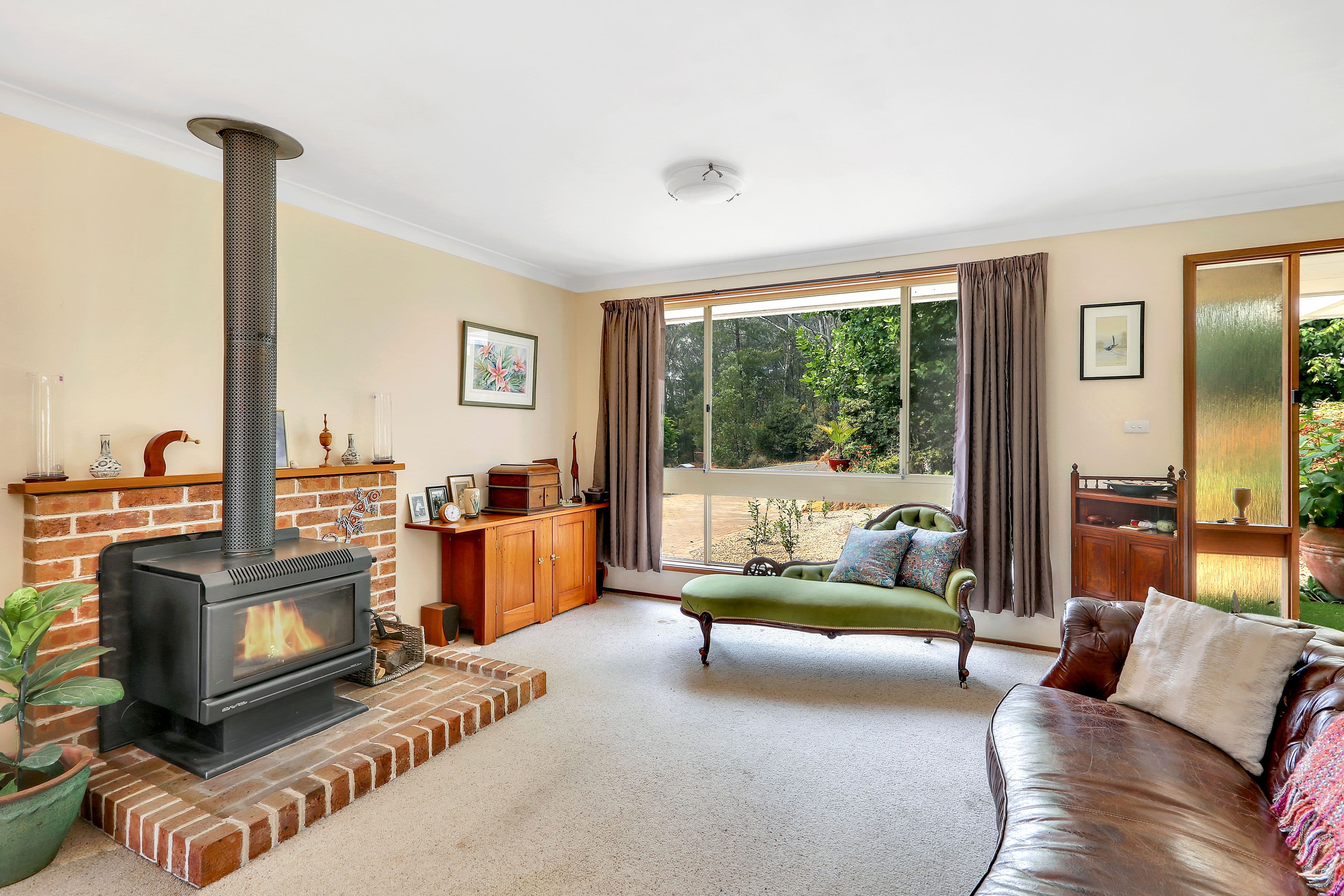 6 Chatsworth Road, Mount Victoria - Thumbnail 4