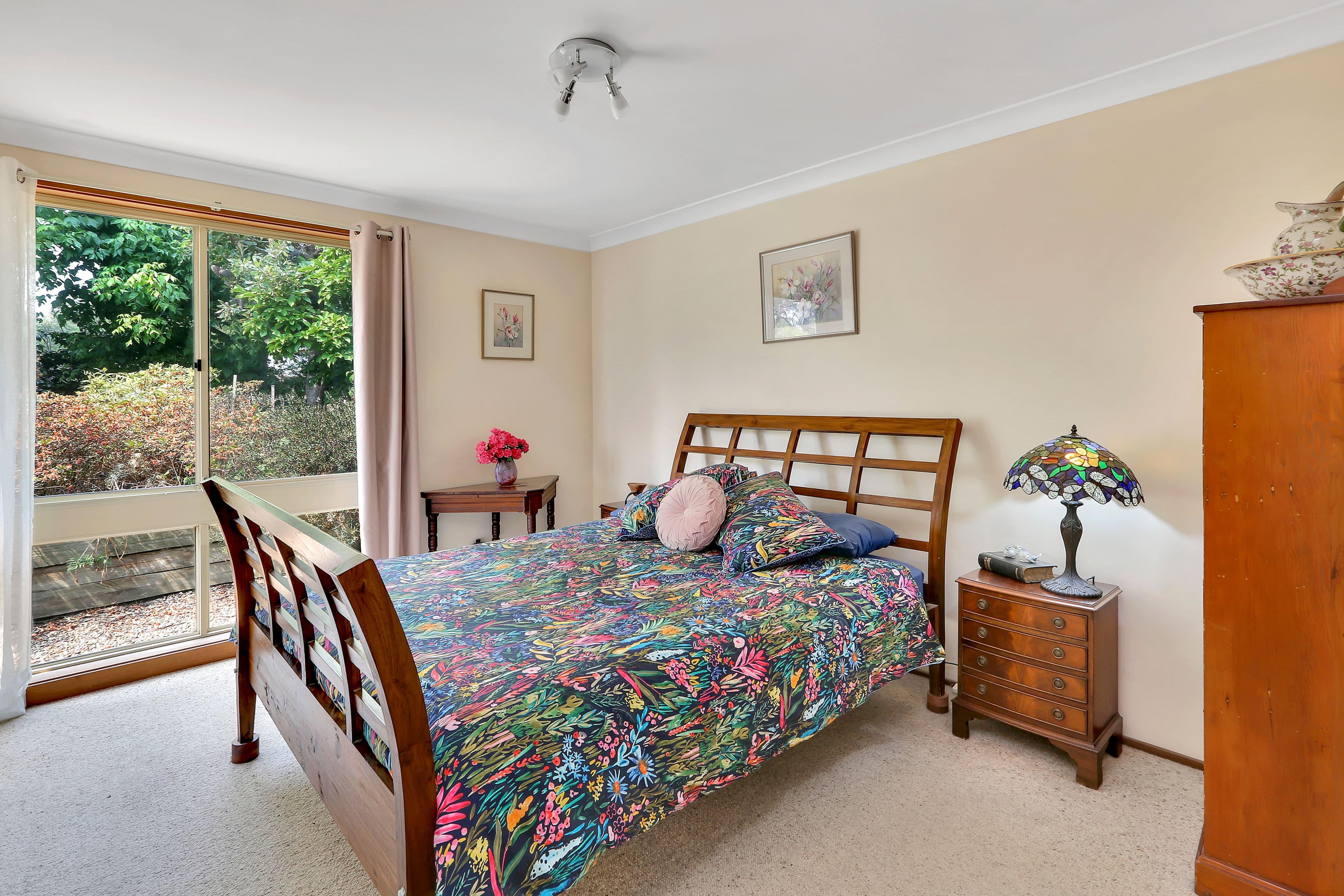 6 Chatsworth Road, Mount Victoria - Thumbnail 5