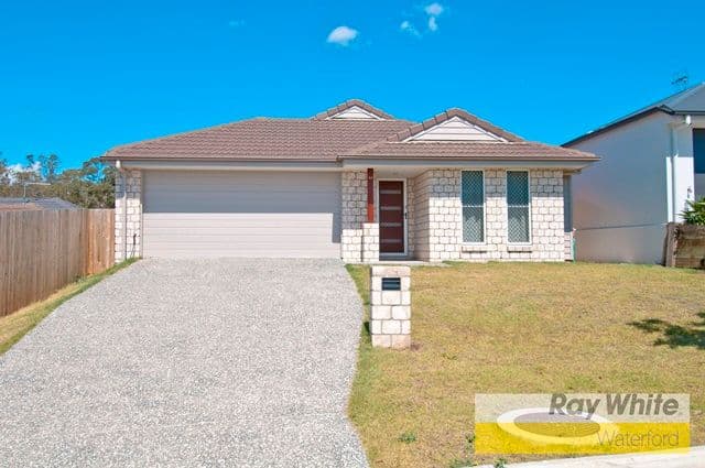 19 Sandover Circuit, Holmview QLD 4207, Holmview - Thumbnail 2