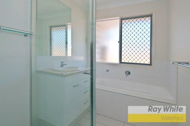 19 Sandover Circuit, Holmview QLD 4207, Holmview - Thumbnail 7